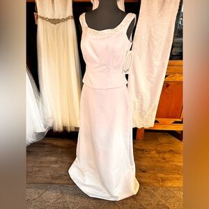 Elegant Ivory Satin Two-Piece Evening Dress